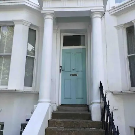 Newly Refurbished 2-Bedroom Flat In Notting Hill London Exterior photo