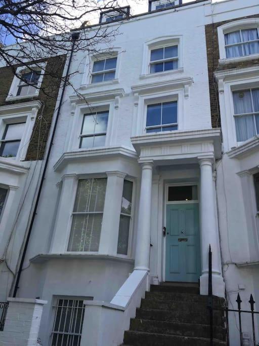 Newly Refurbished 2-bedroom Flat In Notting Hill * London