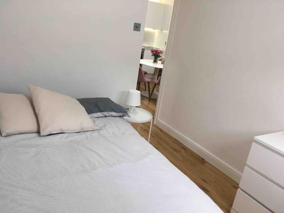 Apartment Newly Refurbished 2-bedroom Flat In Notting Hill London