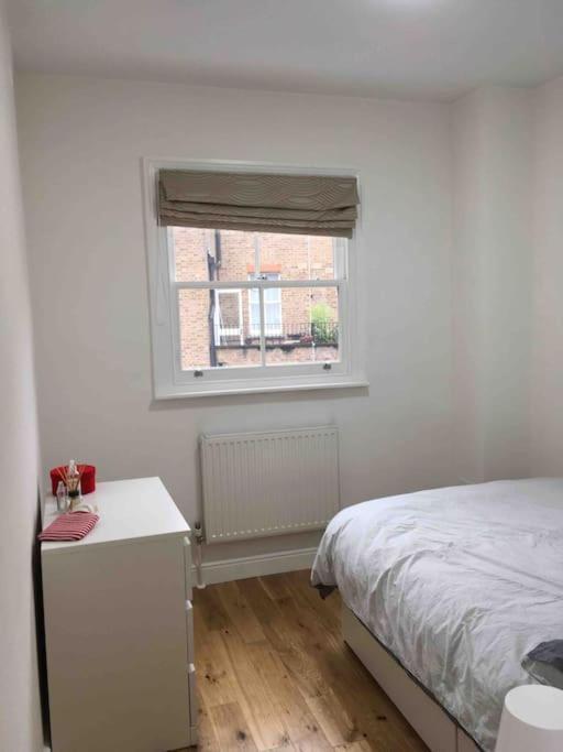 Newly Refurbished 2-bedroom Flat In Notting Hill London