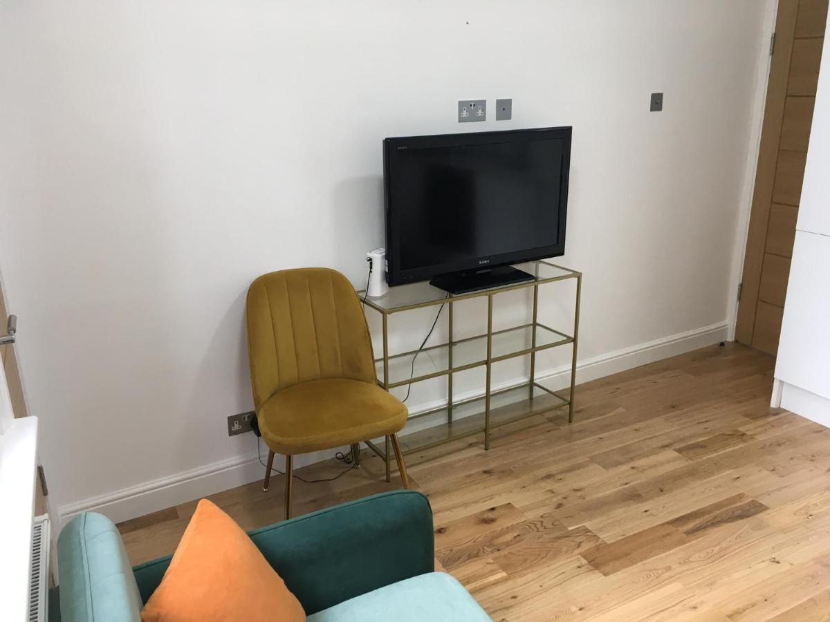 Newly Refurbished 2-bedroom Flat In Notting Hill *